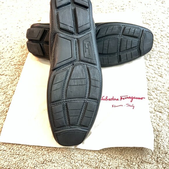 $969 Authentic SALVATORE FERRAGAMO Made in ITALY Black Leather Loafers Sz.9.5 EE $969 Authentic SALVATORE FERRAGAMO Made in ITALY Black  main image 2